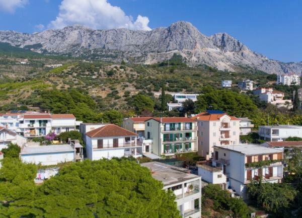 Apartmani Niko Podgora Buitenkant foto