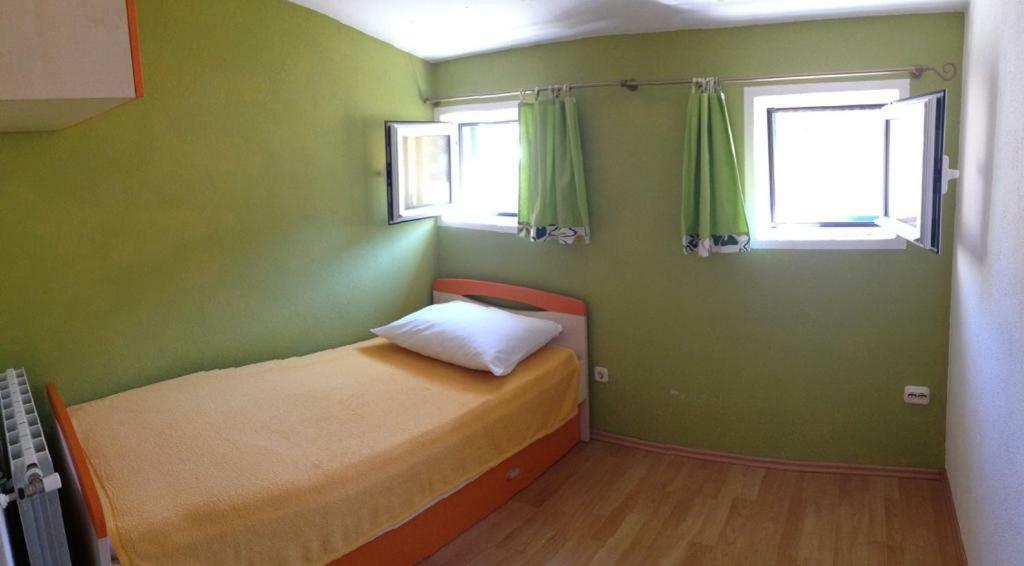 Apartmani Niko Podgora Buitenkant foto