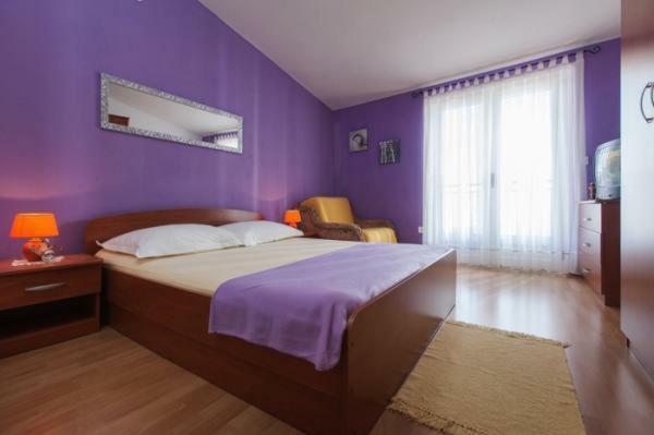 Apartmani Niko Podgora Buitenkant foto